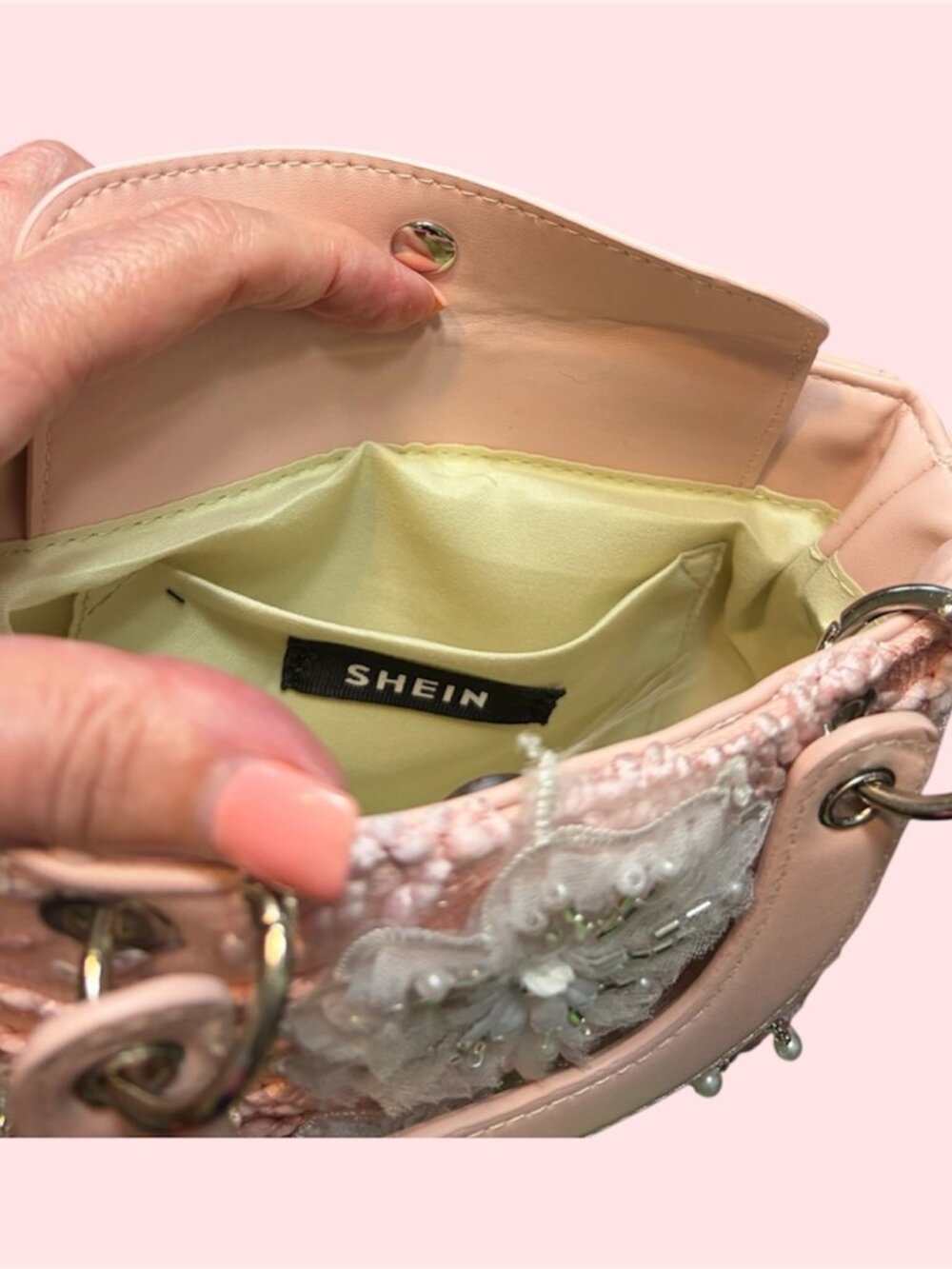 SHEIN Mini Floral Appliqué Handbag - Pink - Picture 4 of 4